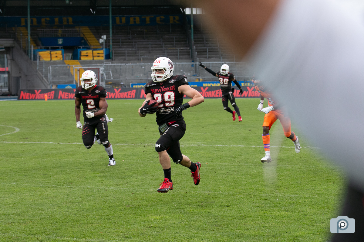 GFL2019_29092019_Halbfinale_vs_Frankfurt_0094.jpg