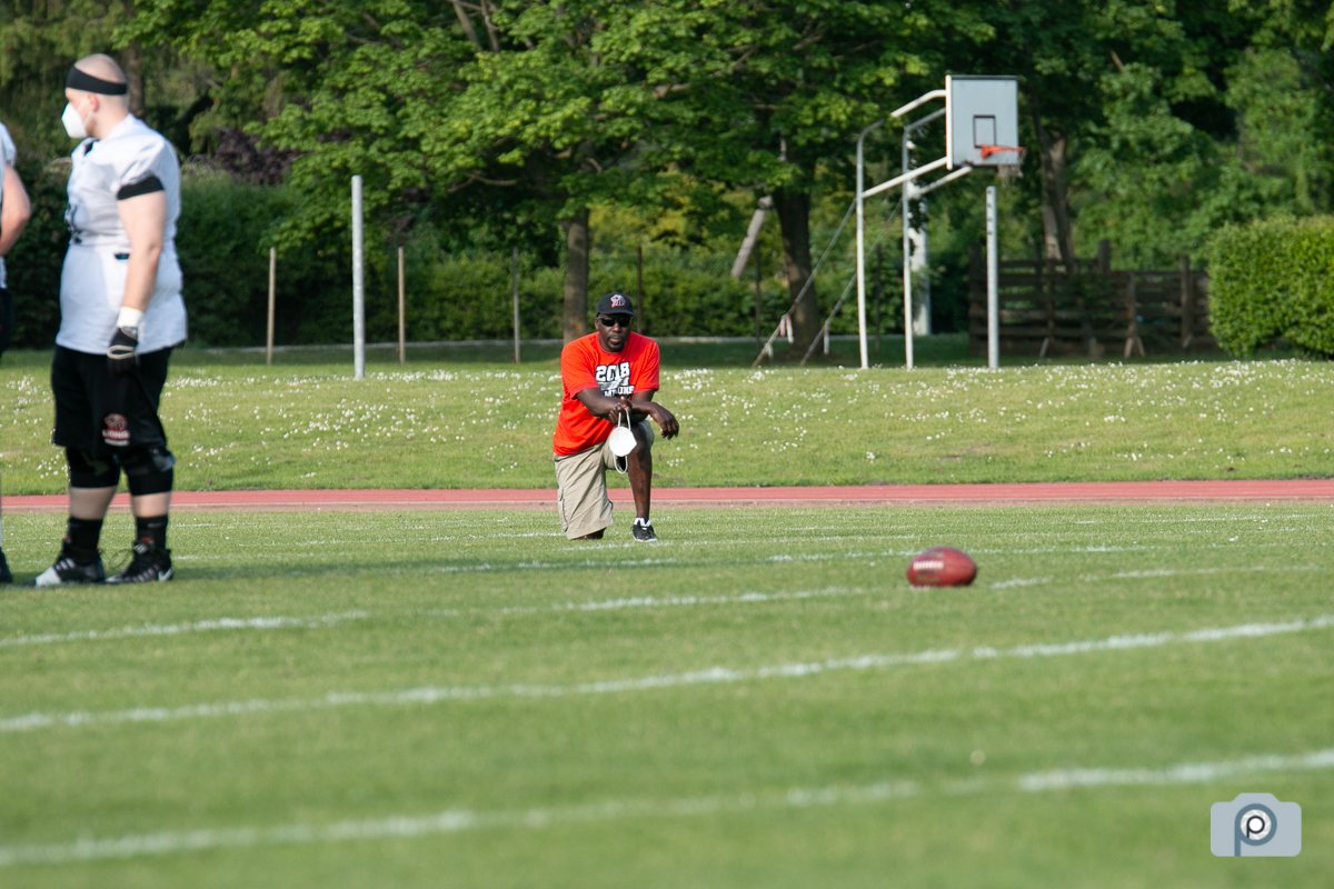 GFL2021_NewYorkerLions_Training02062021_0027.jpg