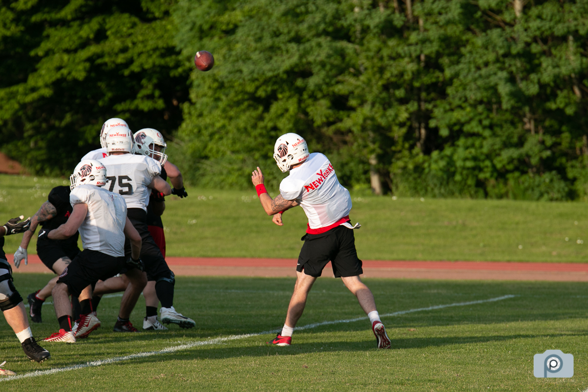 GFL2021_NewYorkerLions_Training02062021_0137.jpg