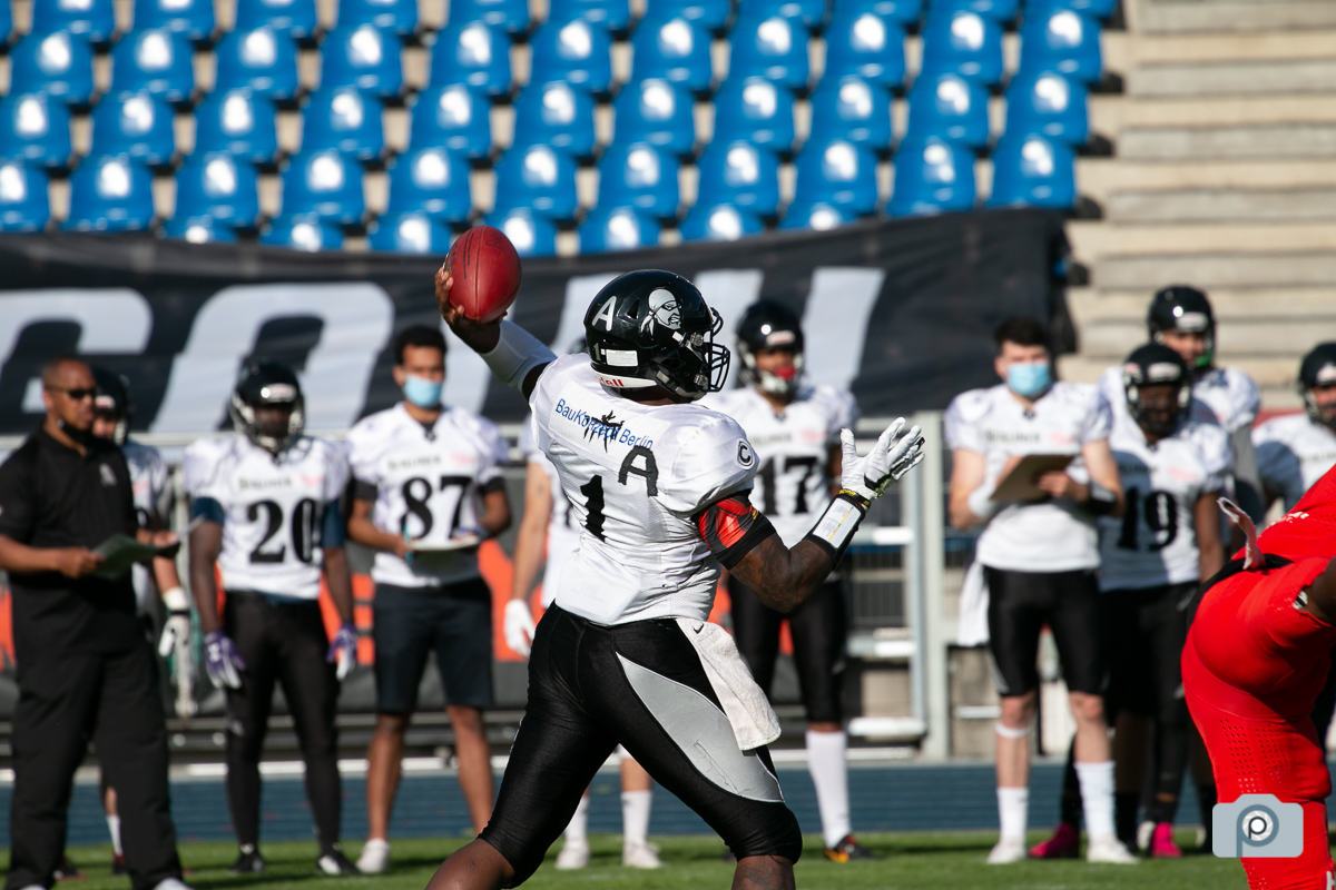 GFL2021_12062021_vs_Berlin_0080.jpg