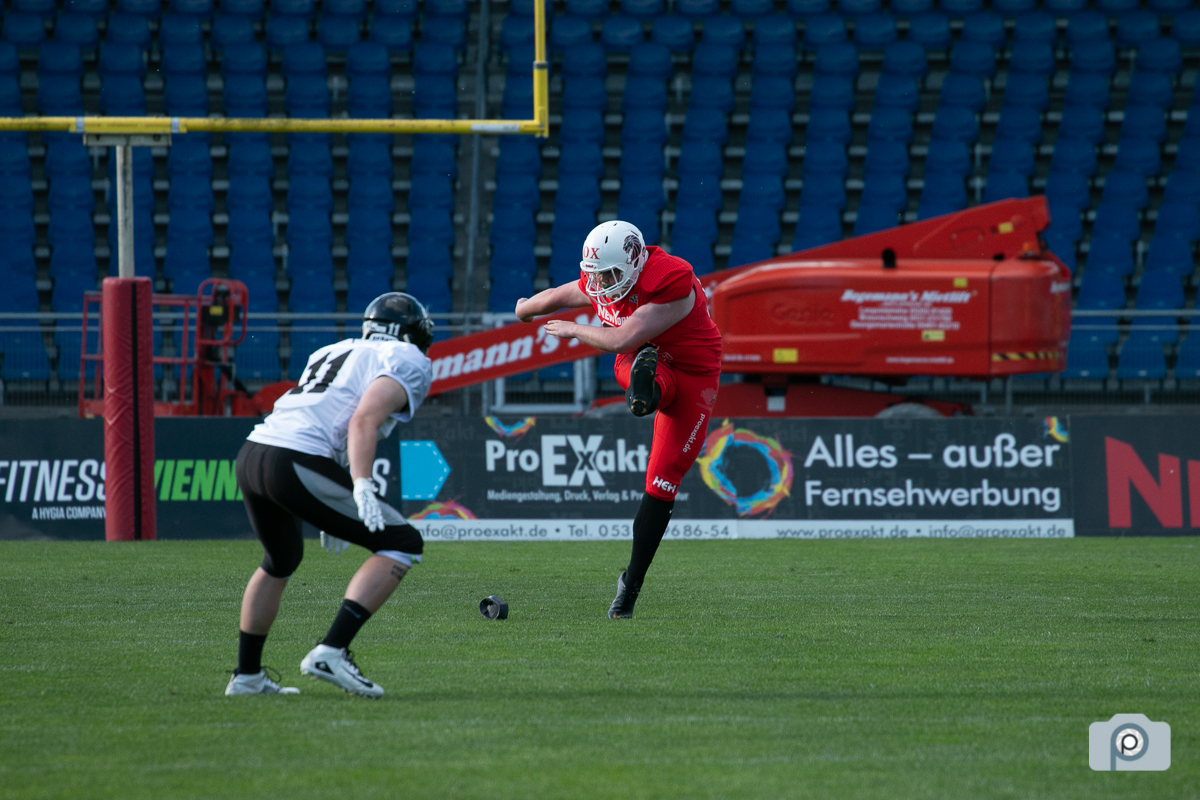 GFL2021_12062021_vs_Berlin_0101.jpg