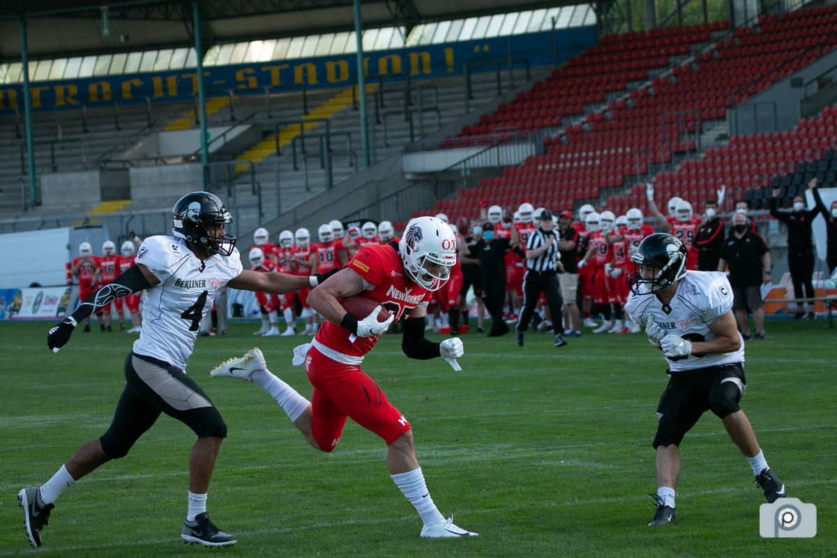 GFL2021_12062021_vs_Berlin_0147.jpg