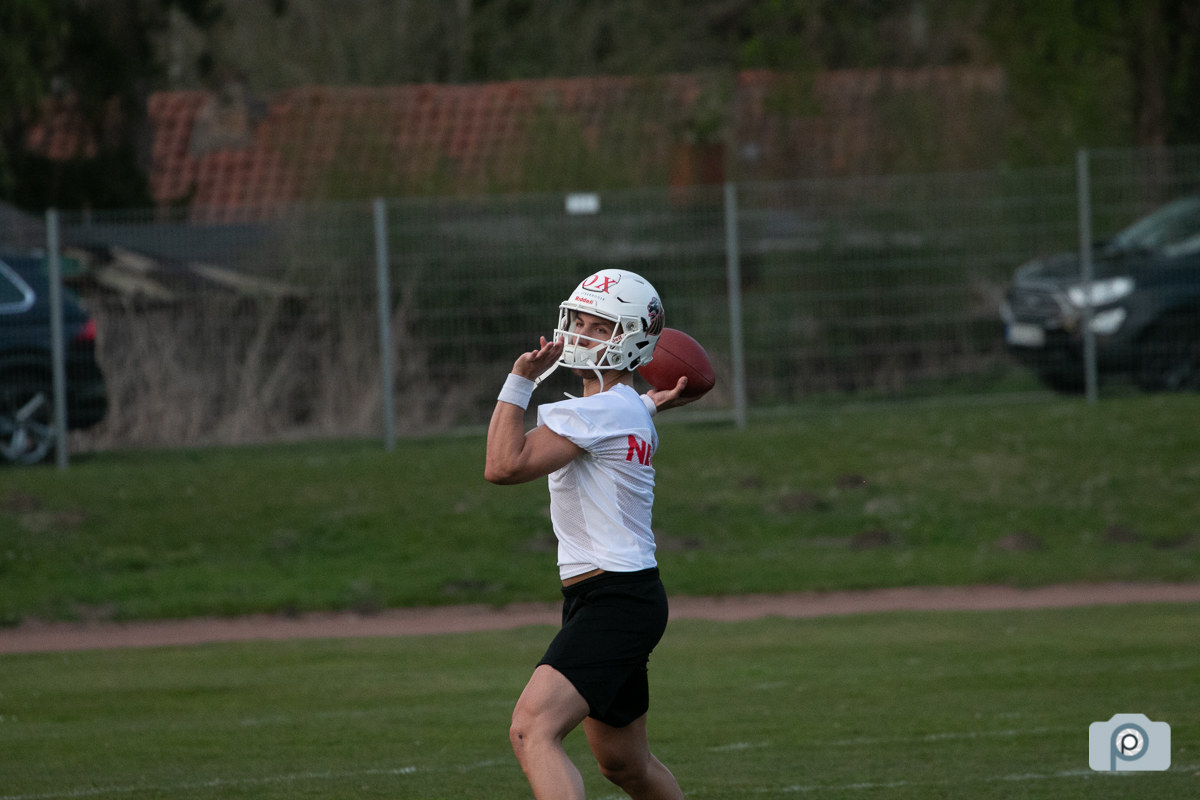 GFL2022_20220413_Training_Helmets_0022.jpg