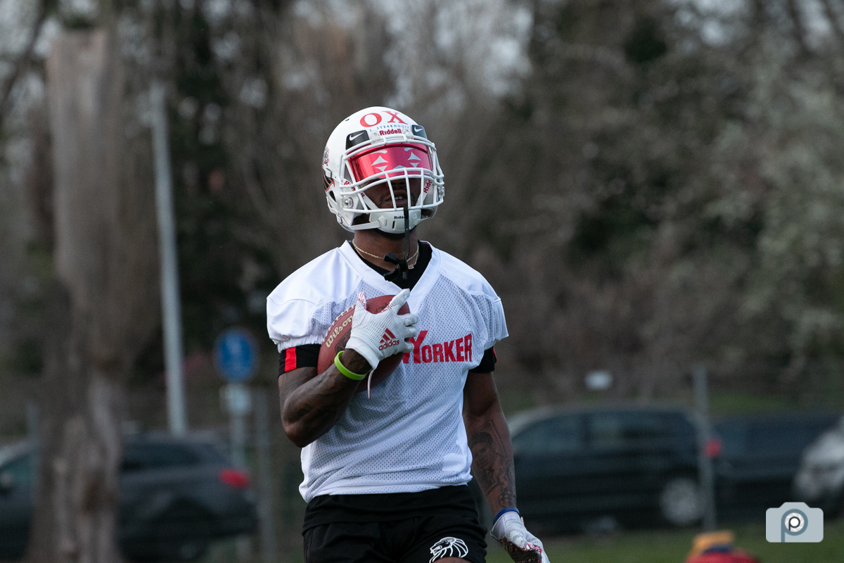 GFL2022_20220413_Training_Helmets_0031.jpg
