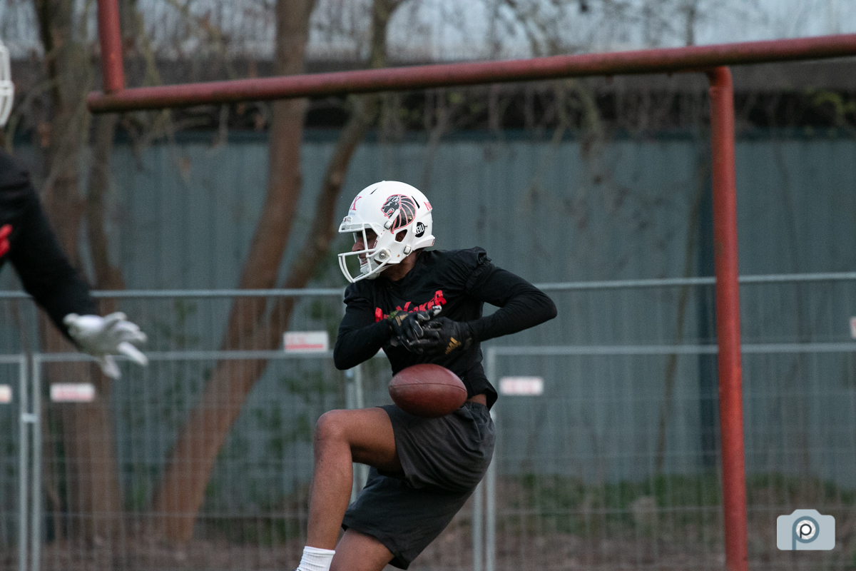 GFL2022_20220413_Training_Helmets_0032.jpg