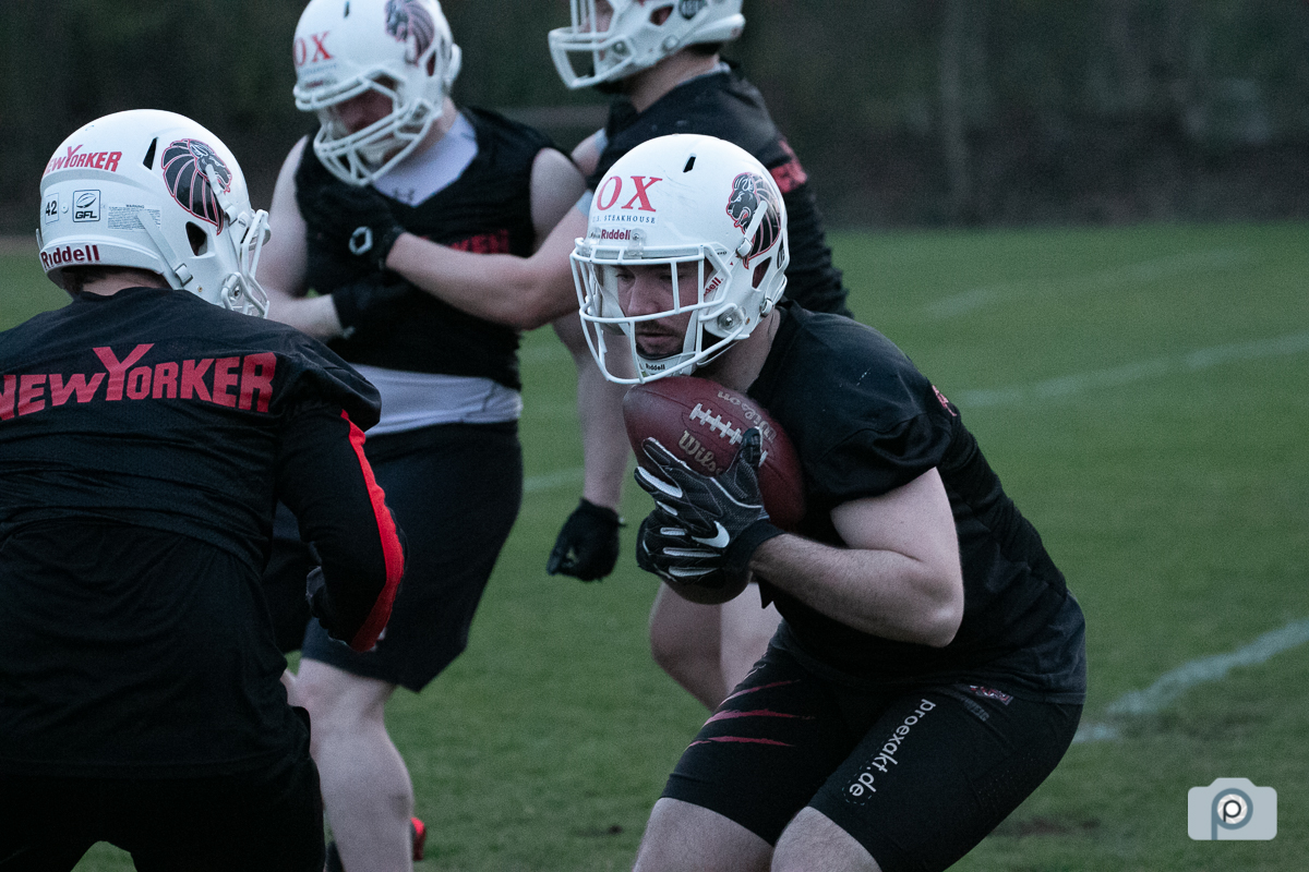 GFL2022_20220413_Training_Helmets_0047.jpg