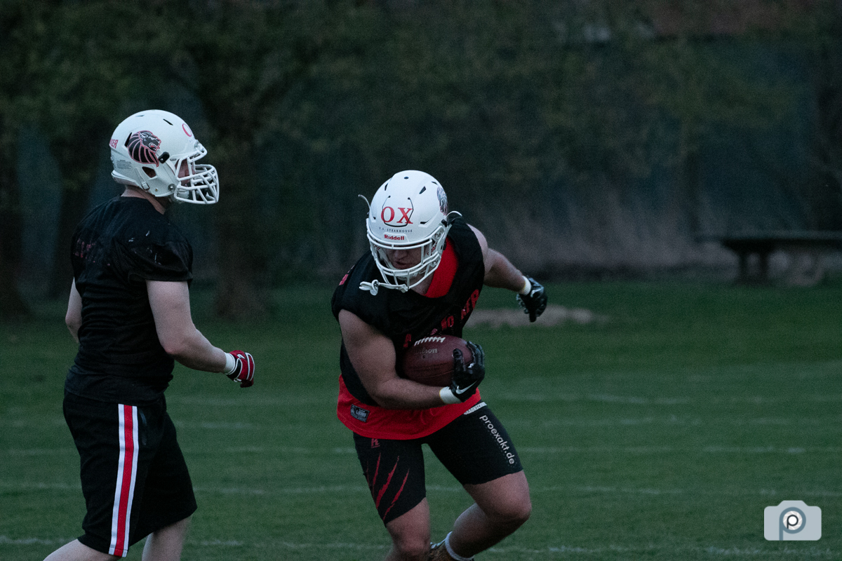 GFL2022_20220413_Training_Helmets_0054.jpg