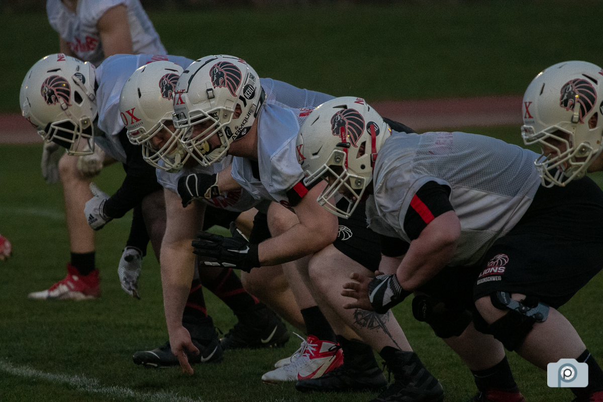 GFL2022_20220413_Training_Helmets_0066.jpg