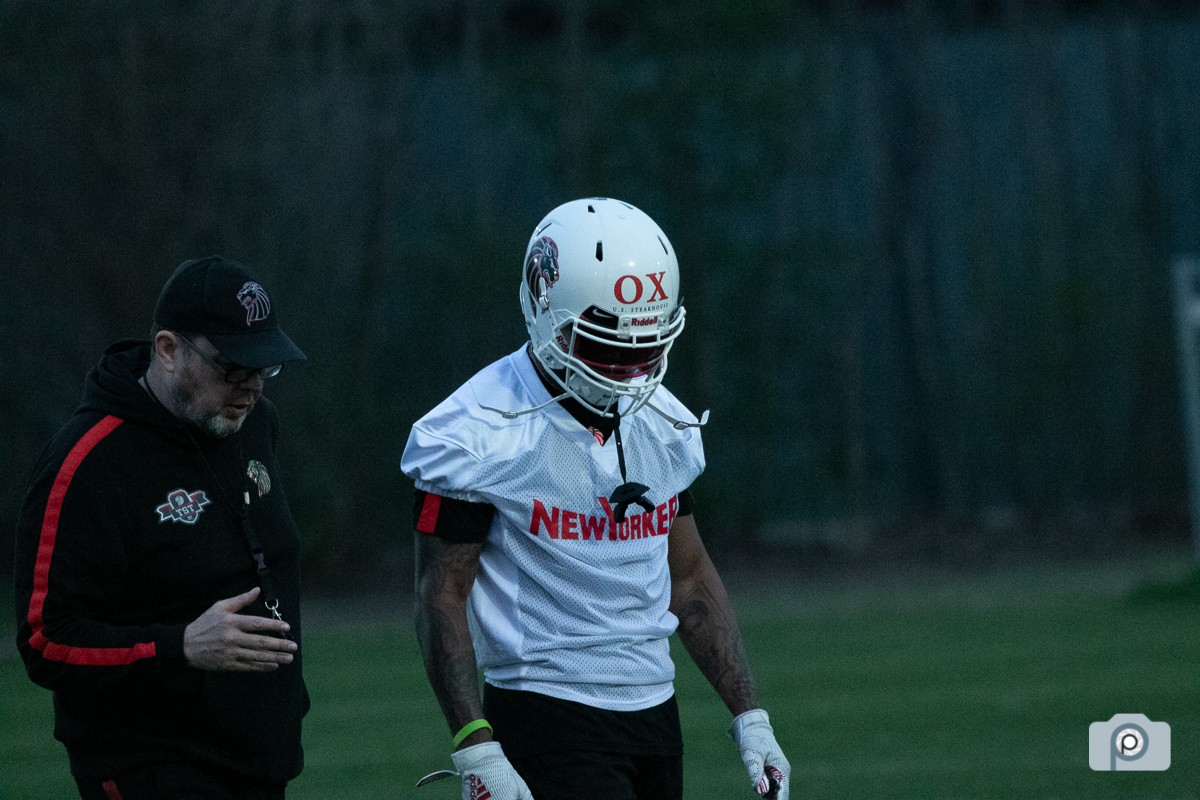 GFL2022_20220413_Training_Helmets_0068.jpg