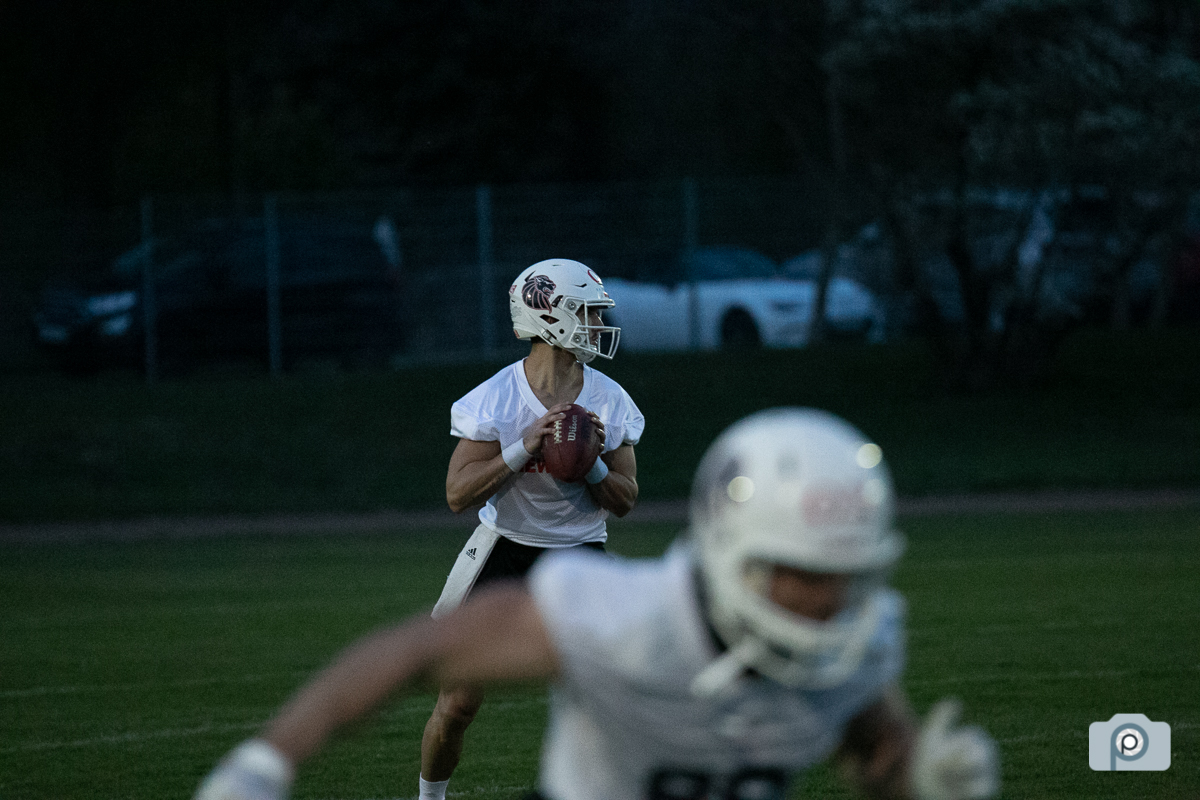 GFL2022_20220413_Training_Helmets_0076.jpg